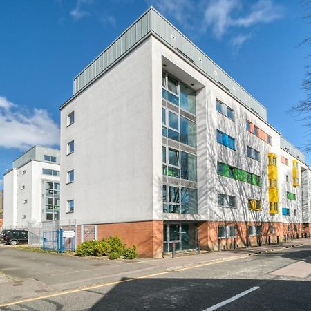 Bright & Central Studio In Luton, Sleeps 2 Luton  Kültér fotó